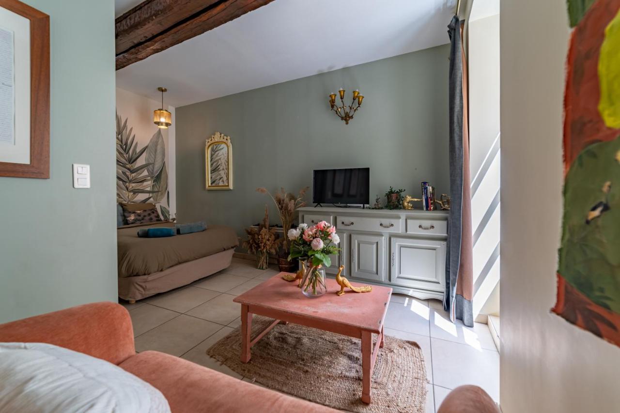 Apartment L'ecrin Luxuriant - Halles & Cathedrale - Nuit A Nimes